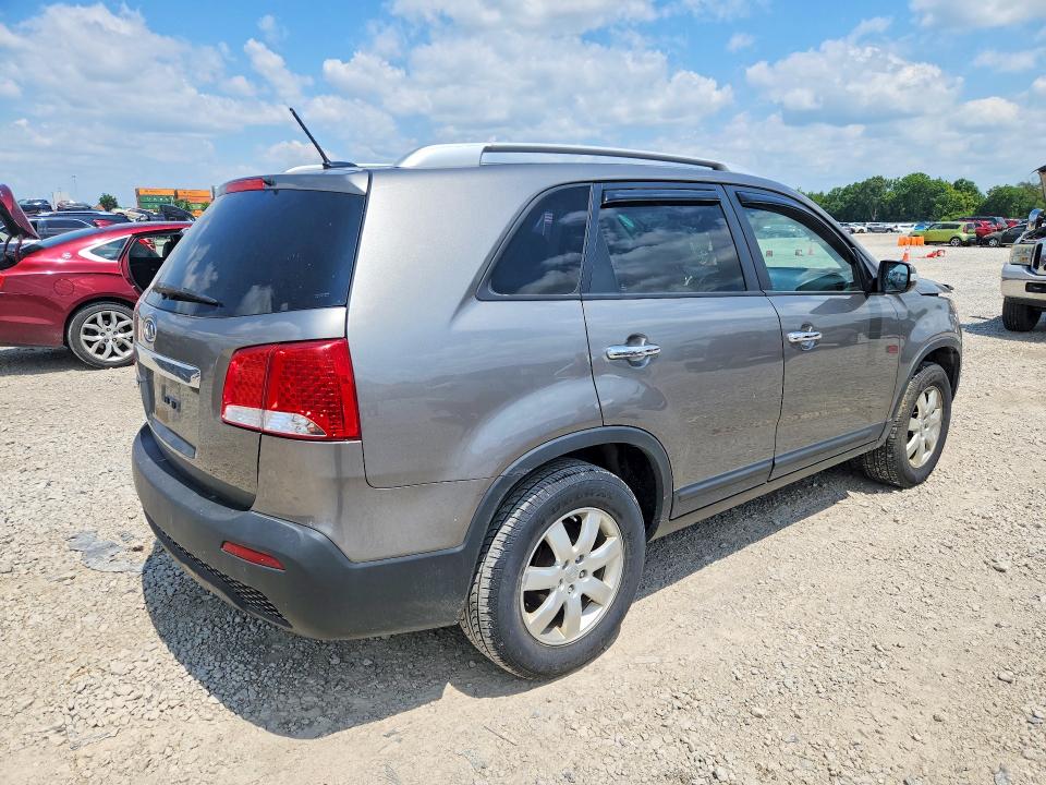 2013 Kia Sorento მანქანა იყიდება აუქციონზე, vin: 5XYKT3A6XDG396667, აუქციონის ნომერი: 62627706