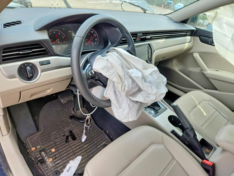 62679336 :رقم المزاد ، 1VWSA7A3XMC008177 vin ، 2021 Volkswagen Passat مزاد بيع