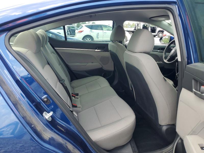 60453586 :رقم المزاد ، 5NPD74LF4KH496267 vin ، 2019 Hyundai Elantra مزاد بيع