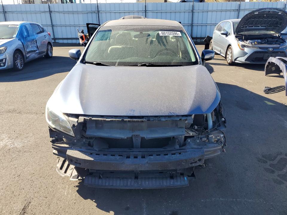 60152596 :رقم المزاد ، 4S3BNAC67F3062180 vin ، 2015 Subaru Legacy مزاد بيع