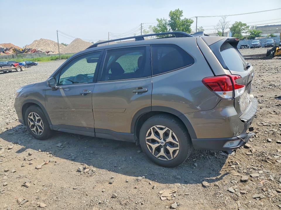 Auction sale of the 2021 Subaru Forester, vin: JF2SKAJC4MH402694, lot number: 61192046