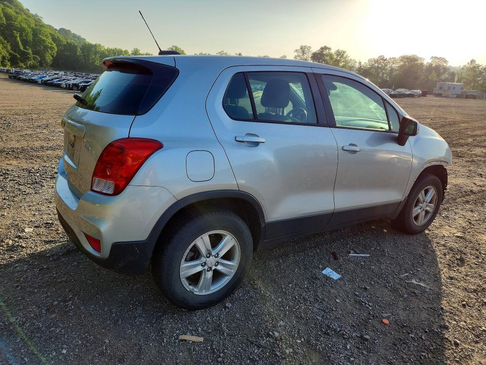 59092746 :رقم المزاد ، KL7CJNSB6JB622126 vin ، 2018 Chevrolet Trax مزاد بيع