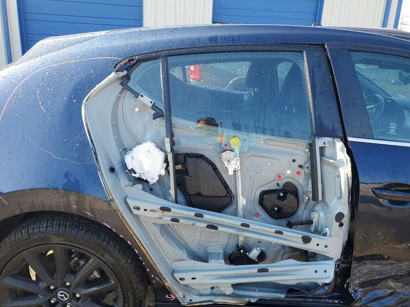 61909776 :رقم المزاد ، JM1BPAKM8R1722172 vin ، 2024 Mazda 3 مزاد بيع