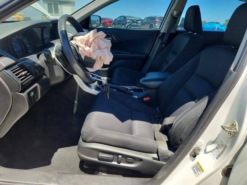 62355726 :رقم المزاد ، 1HGCR2F56FA217641 vin ، 2015 Honda Accord مزاد بيع