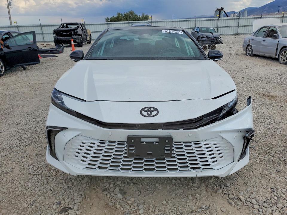 Продажа на аукционе авто 2026 Toyota Camry, vin: 4T1DBADK7TU057771, номер лота: 61901086