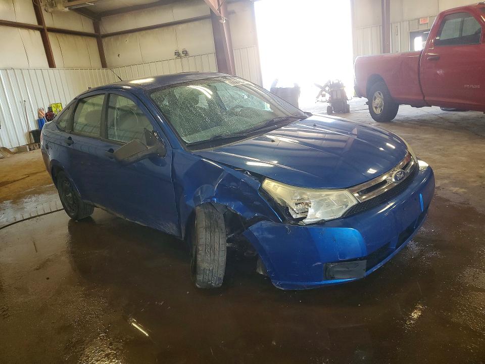 60684866 :رقم المزاد ، 1FAHP3EN0BW145596 vin ، 2011 Ford Focus مزاد بيع