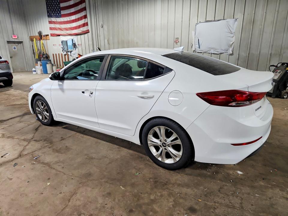 62602276 :رقم المزاد ، 5NPD84LF3HH188674 vin ، 2017 Hyundai Elantra مزاد بيع