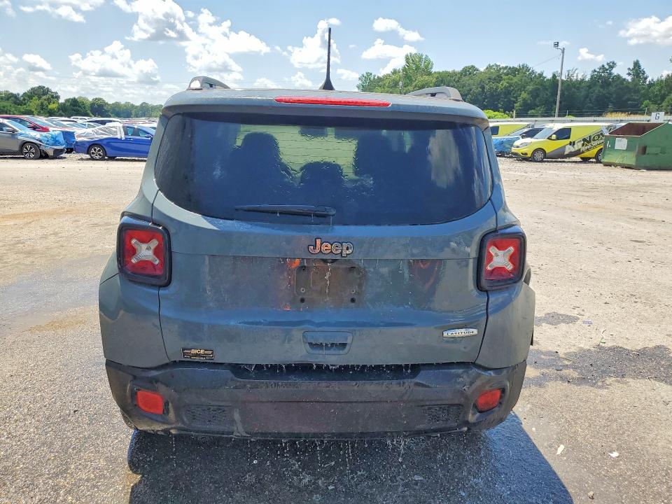 2018 Jeep Renegade მანქანა იყიდება აუქციონზე, vin: ZACCJABB7JPH70724, აუქციონის ნომერი: 59625506