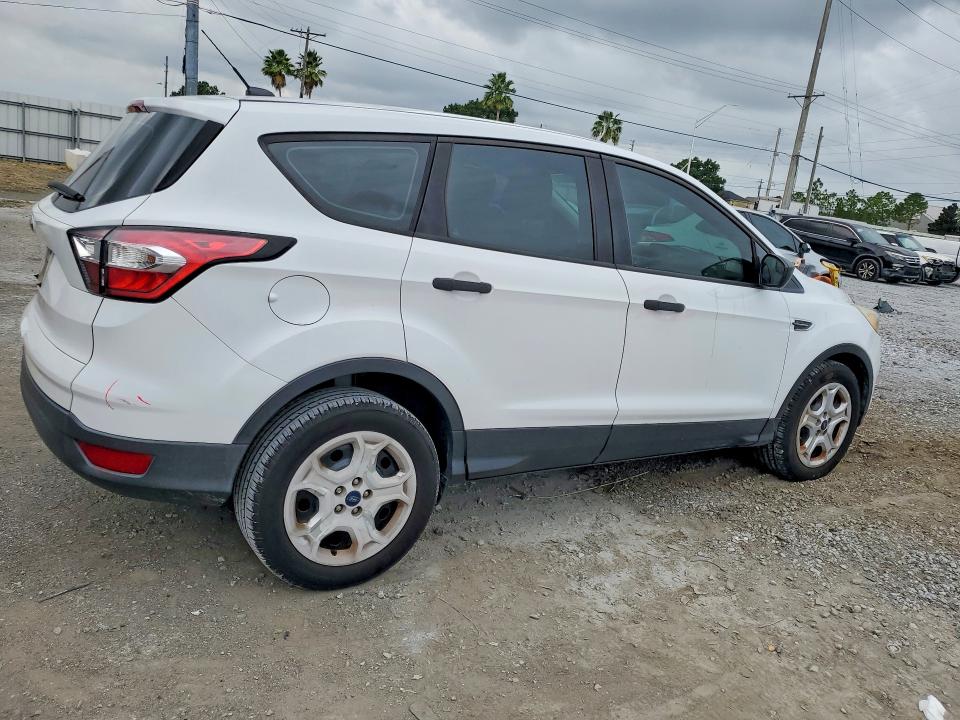 Продажа на аукционе авто 2017 Ford Escape, vin: 1FMCU0F7XHUC73002, номер лота: 62952836
