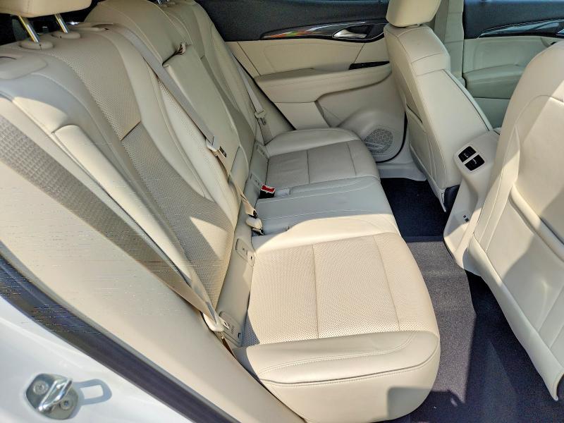 60094226 :رقم المزاد ، LRBFZNR46PD018894 vin ، 2023 Buick Envision مزاد بيع