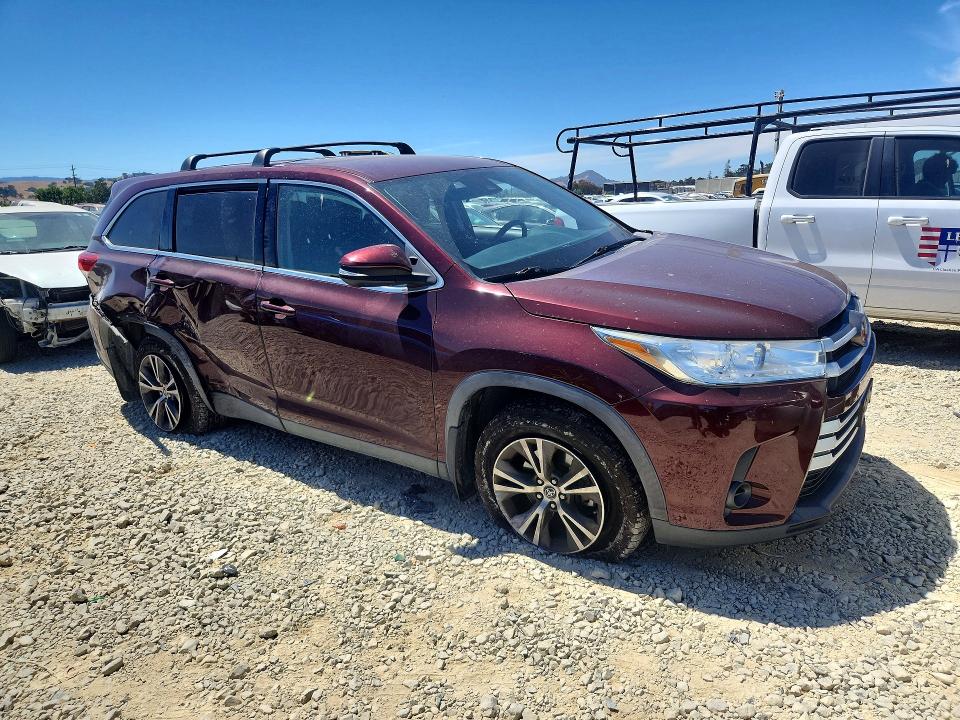 Продажа на аукционе авто 2019 Toyota Highlander, vin: 5TDBZRFH7KS730858, номер лота: 59824286