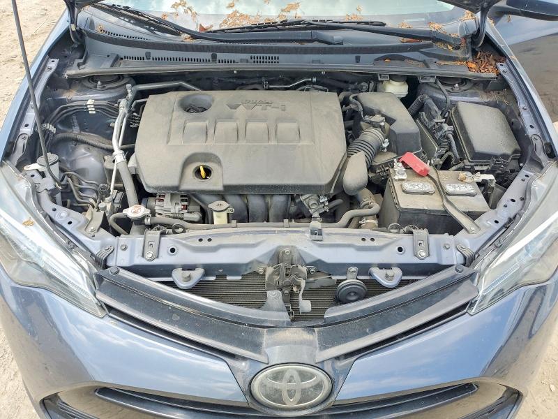 58819536 :رقم المزاد ، 5YFBURHE2JP810920 vin ، 2018 Toyota Corolla مزاد بيع