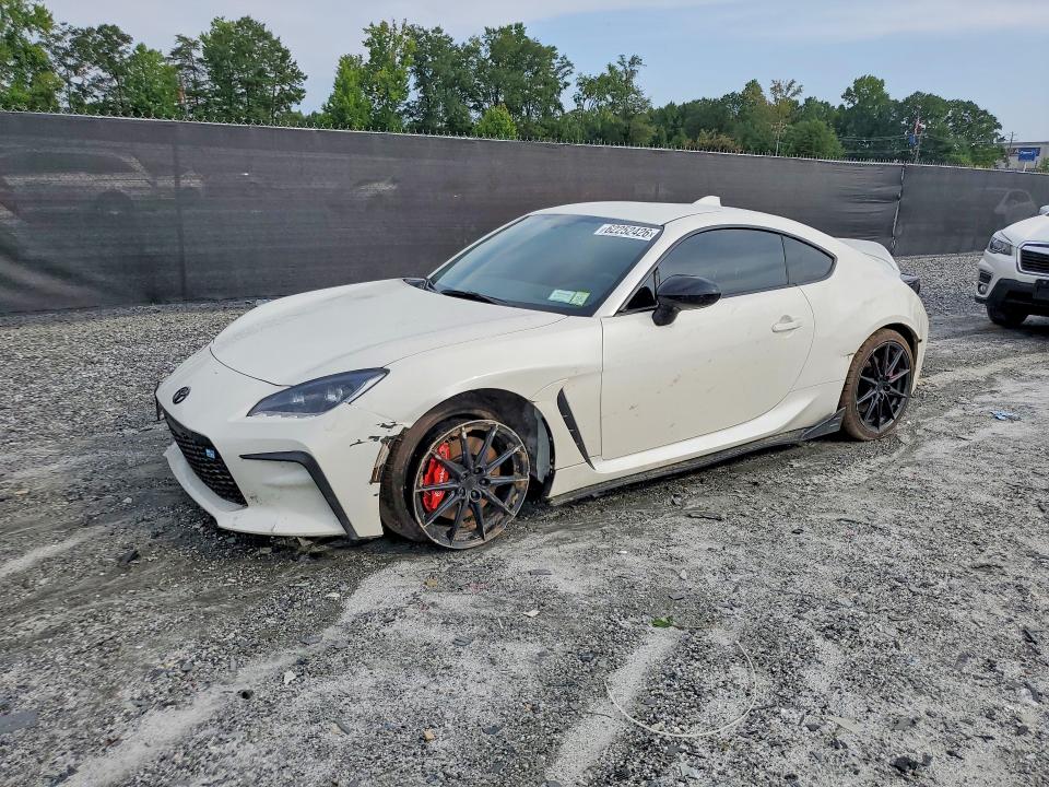 Продажа на аукционе авто 2025 Toyota Gr 86, vin: JF1ZNBE18S9752815, номер лота: 62252426