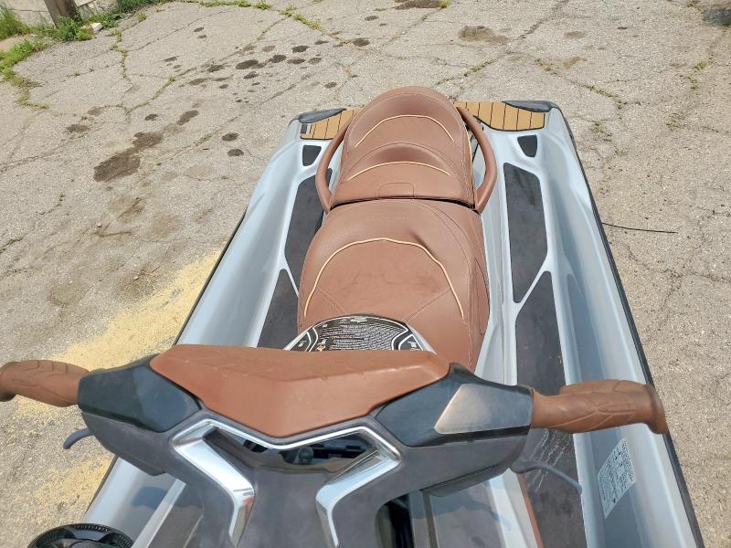 61566076 :رقم المزاد ، YDV08149A818 vin ، 2018 Sea Doo Sea Doo Gt مزاد بيع