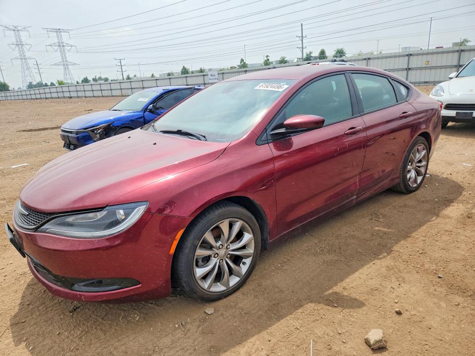 61924496 :رقم المزاد ، 1C3CCCBG7FN643915 vin ، 2015 Chrysler 200 مزاد بيع