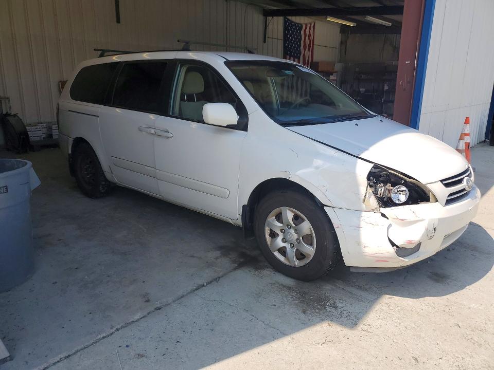 58077566 :رقم المزاد ، KNDMB233366050877 vin ، 2006 Kia Sedona مزاد بيع