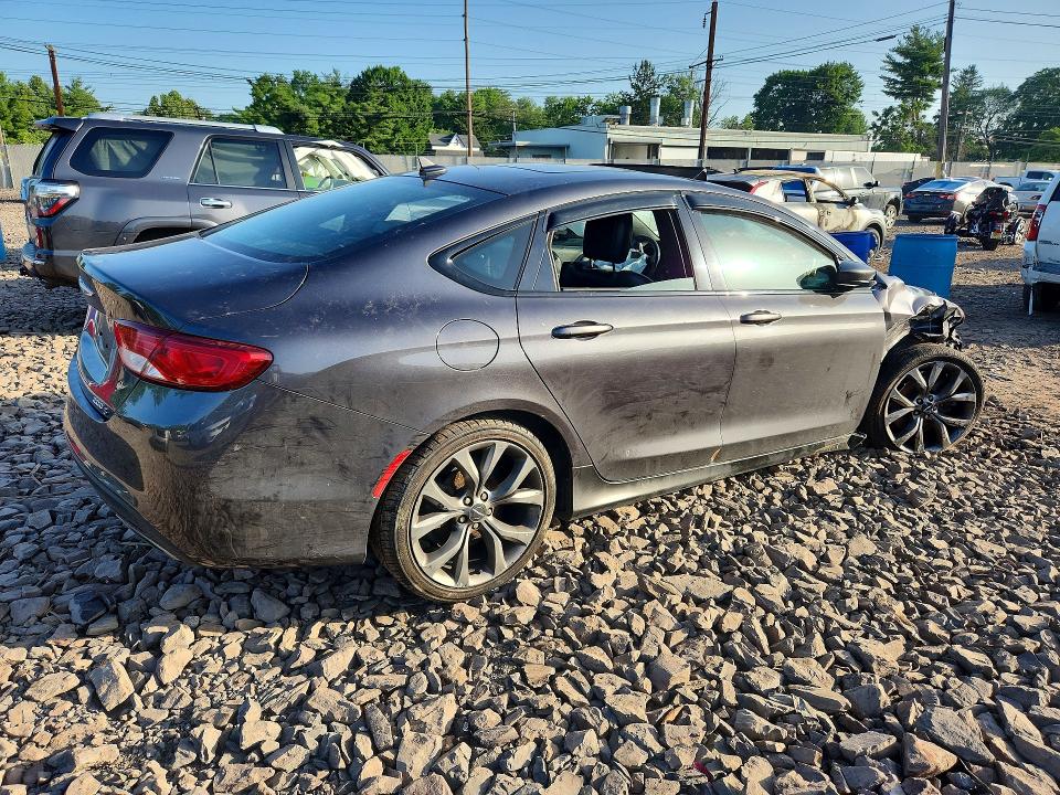 59297796 :رقم المزاد ، 1C3CCCDG5FN690888 vin ، 2015 Chrysler 200 مزاد بيع