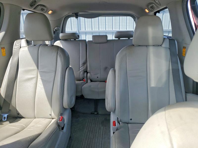 2014 Toyota Sienna მანქანა იყიდება აუქციონზე, vin: 5TDDK3DC7ES075347, აუქციონის ნომერი: 61382536