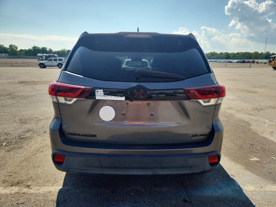 Продажа на аукционе авто 2019 Toyota Highlander, vin: 5TDJZRFH2KS963638, номер лота: 63509906