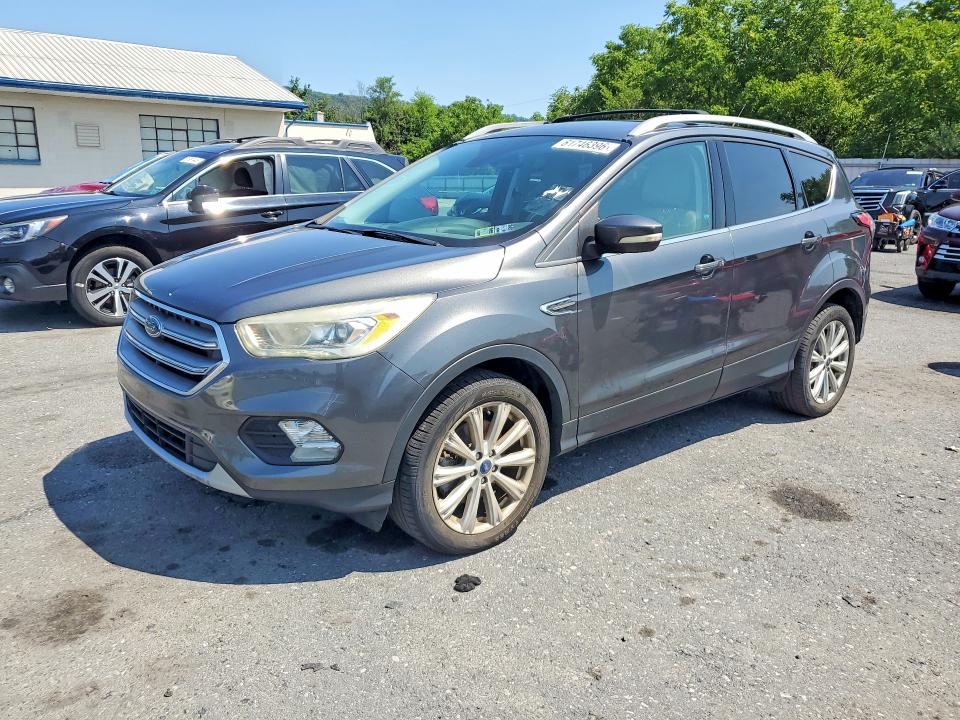 2017 Ford Escape მანქანა იყიდება აუქციონზე, vin: 1FMCU9J94HUD90684, აუქციონის ნომერი: 61746396