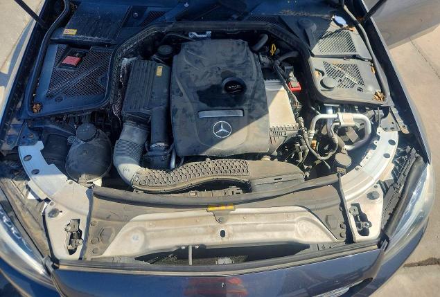 61478206 :رقم المزاد ، 55SWF4JB0FU045285 vin ، 2015 Mercedes-benz C مزاد بيع