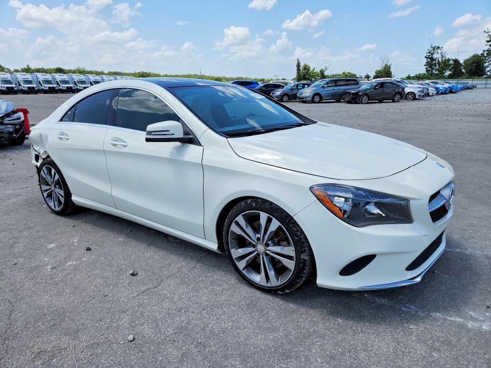 2017 Mercedes-benz Cla მანქანა იყიდება აუქციონზე, vin: WDDSJ4EB4HN415334, აუქციონის ნომერი: 59676726
