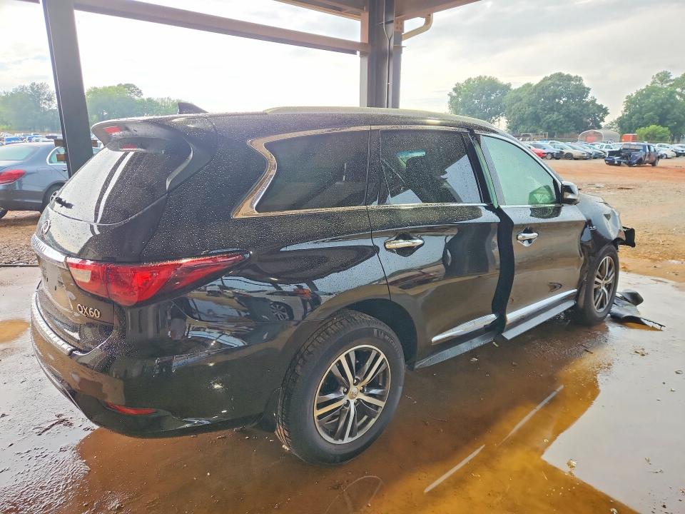 60131576 :رقم المزاد ، 5N1DL0MN9HC520881 vin ، 2017 Infiniti Qx60 مزاد بيع