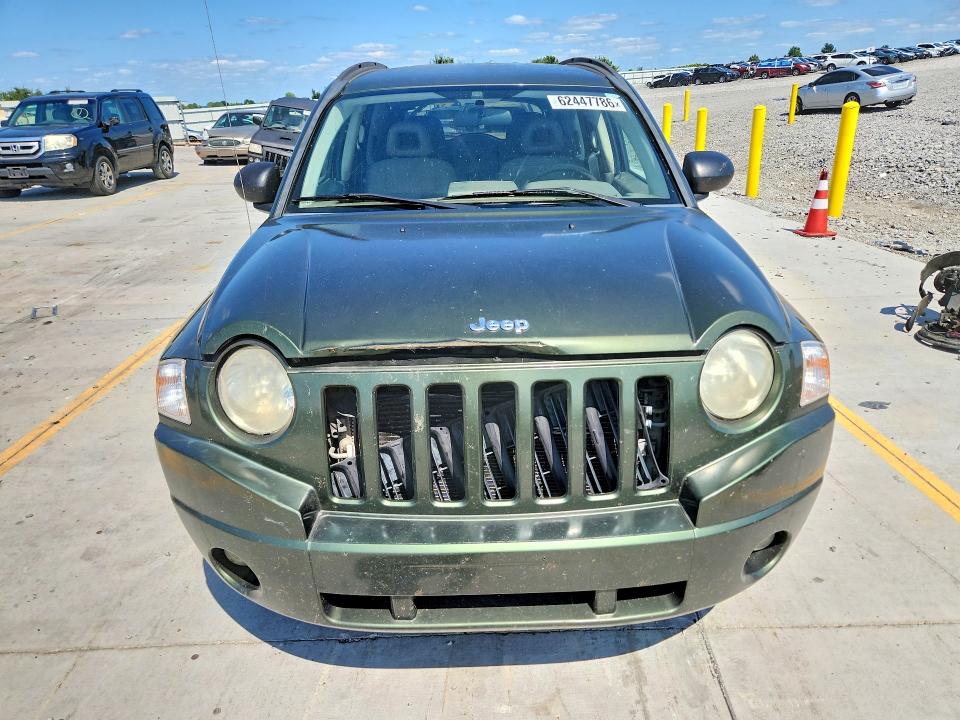 2008 Jeep Compass მანქანა იყიდება აუქციონზე, vin: 1J8FF47W98D534136, აუქციონის ნომერი: 62447786