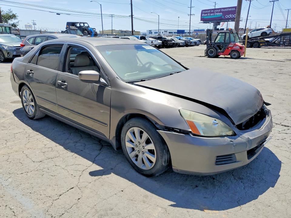 2006 Honda Accord მანქანა იყიდება აუქციონზე, vin: 1HGCM66886A002908, აუქციონის ნომერი: 62792136