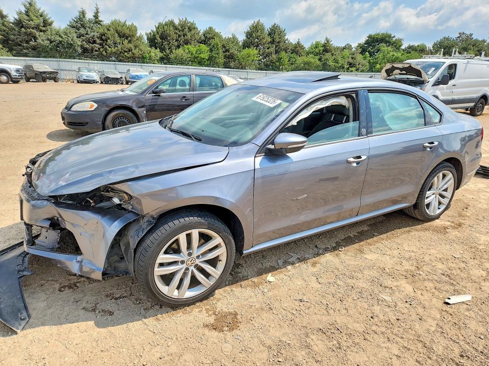 Продажа на аукционе авто 2019 Volkswagen Passat, vin: 1VWLA7A32KC006585, номер лота: 61925326