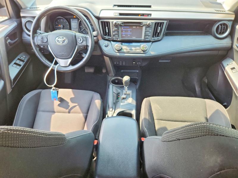 2018 Toyota Rav4 მანქანა იყიდება აუქციონზე, vin: JTMRFREV8JJ250631, აუქციონის ნომერი: 60845186