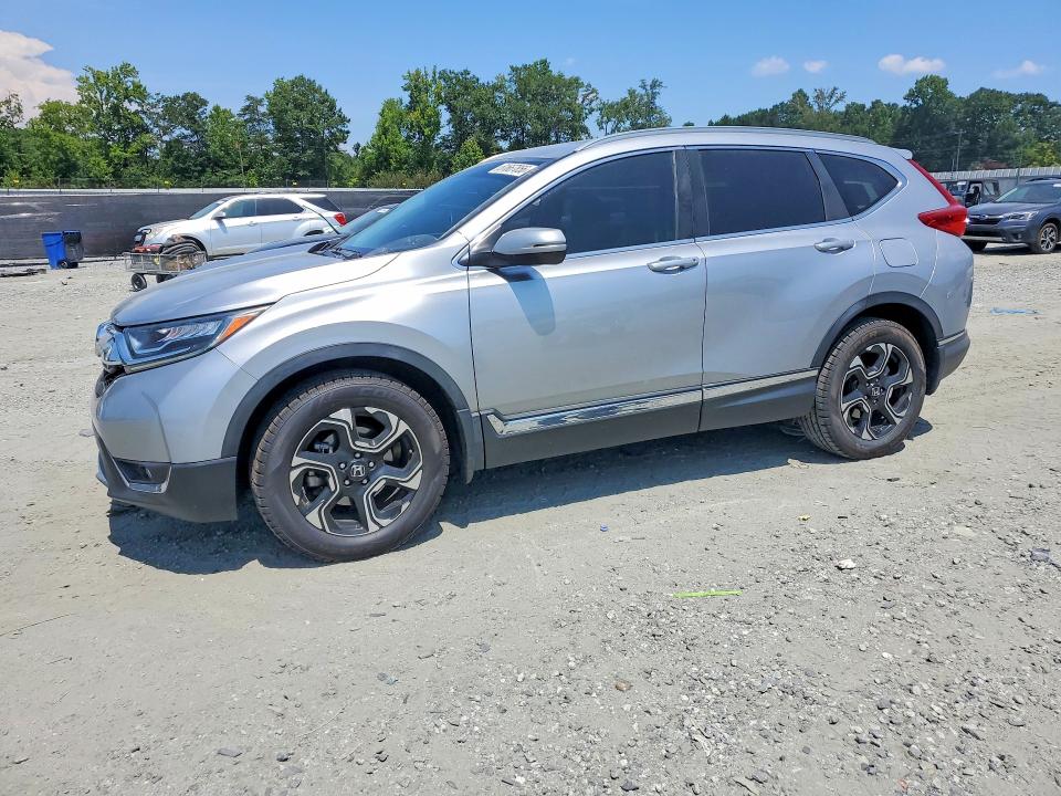 Aukcja sprzedaży 2018 Honda Cr-v, vin: 7FARW2H90JE051560, numer aukcji: 61667856