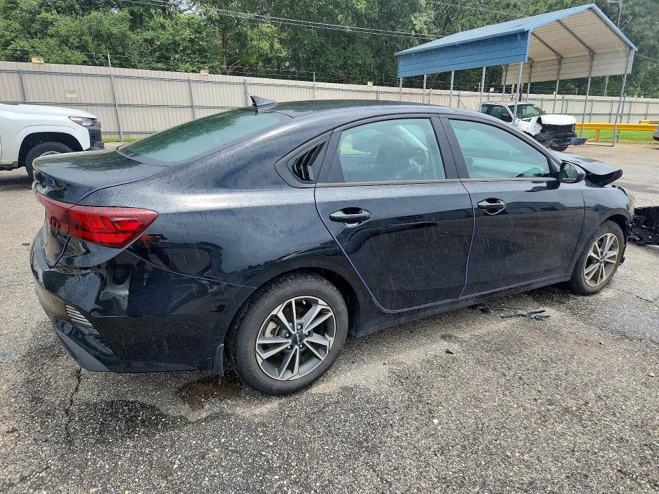 62161176 :رقم المزاد ، 3KPF24AD2RE783565 vin ، 2024 Kia Forte مزاد بيع
