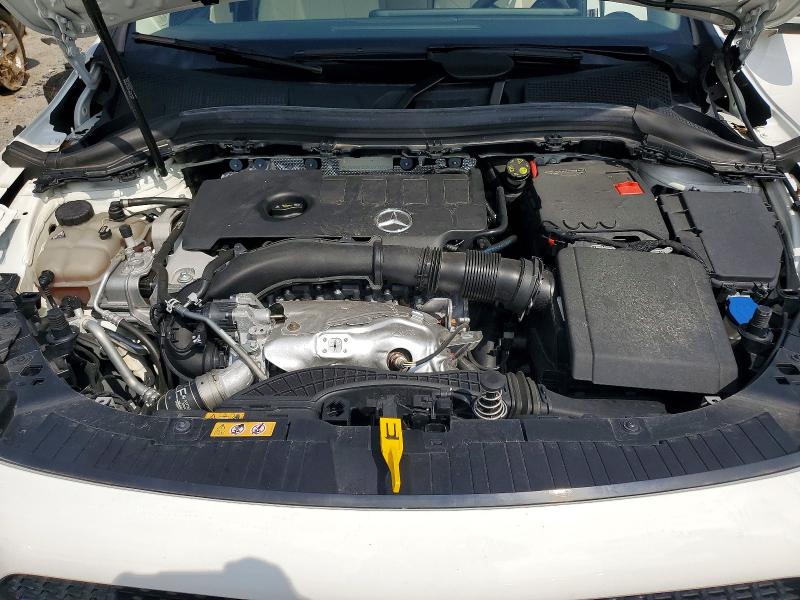61685926 :رقم المزاد ، W1N4N4HB3MJ272177 vin ، 2021 Mercedes-benz Gla مزاد بيع