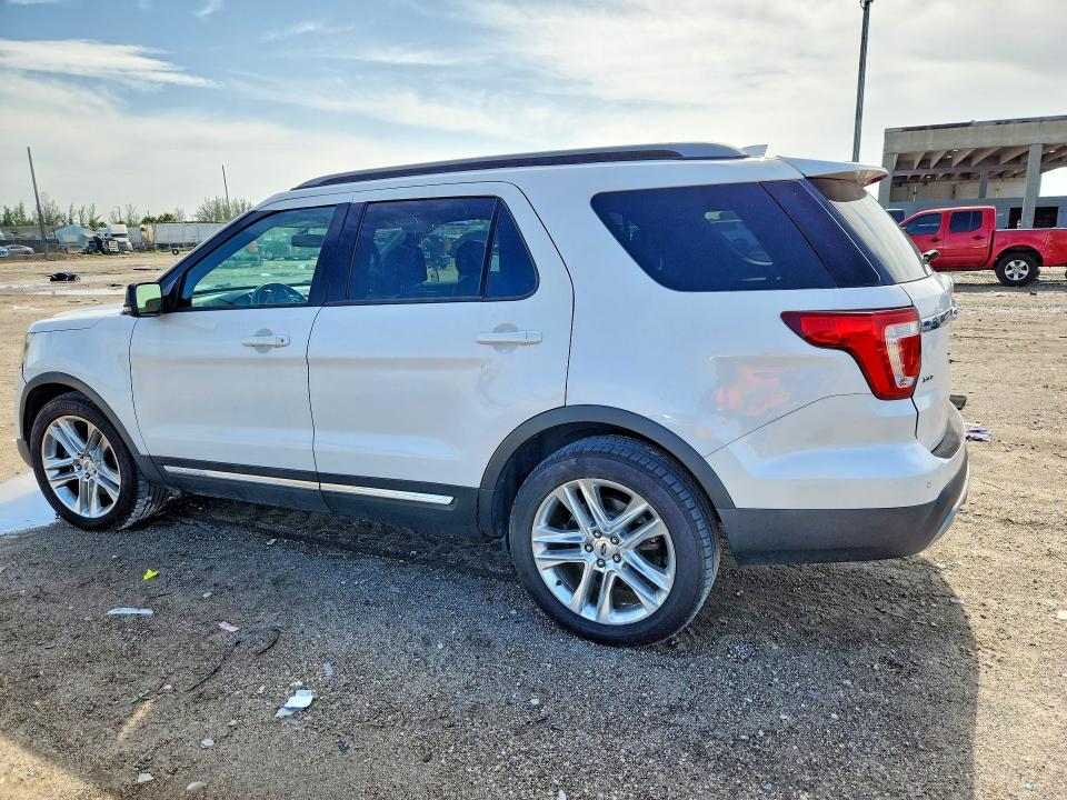 Продажа на аукционе авто 2017 Ford Explorer, vin: 1FM5K7D86HGD10306, номер лота: 60994106