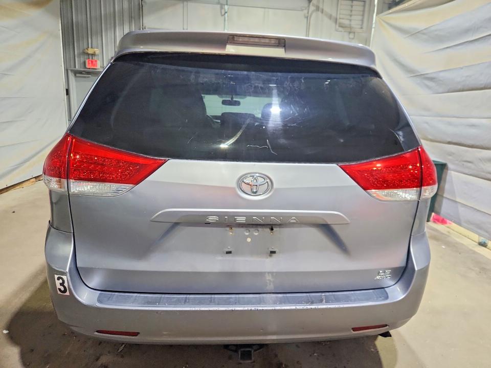 Aukcja sprzedaży 2011 Toyota Sienna, vin: 5TDJK3DC0BS020110, numer aukcji: 61243966
