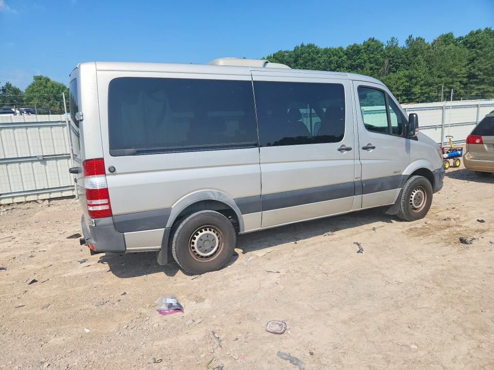 85981565 :رقم المزاد ، 8BRPE7DD8GE125460 vin ، 2016 Mercedes-benz Sprinter مزاد بيع