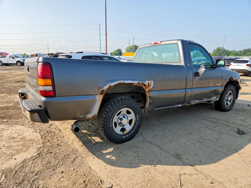 Aukcja sprzedaży 2002 Chevrolet Silverado, vin: 1GCEC14WX2Z151301, numer aukcji: 61688596