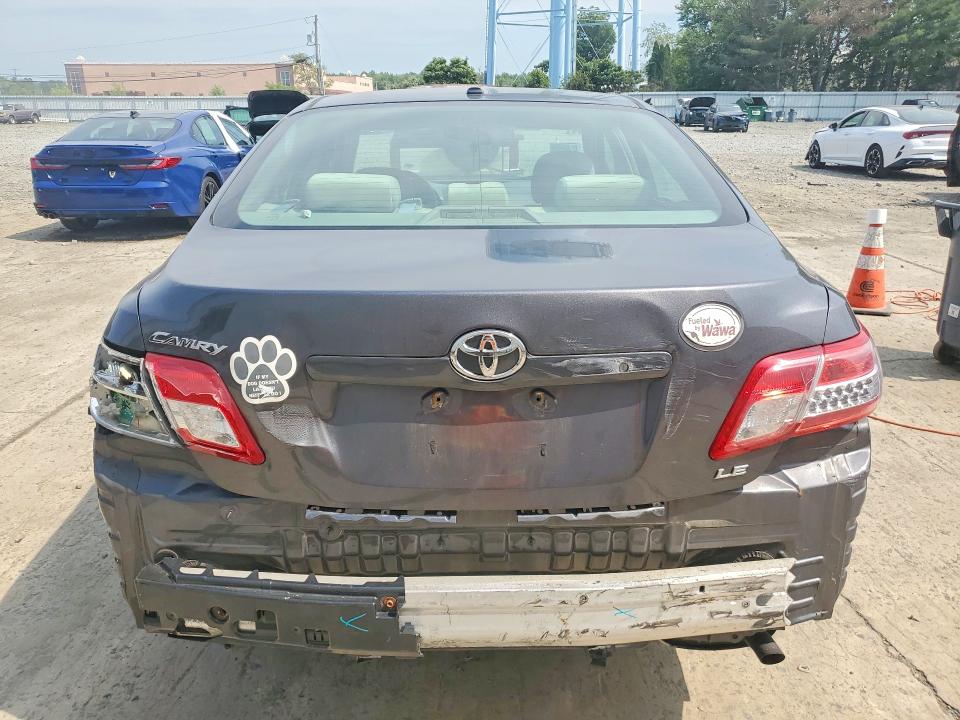 60923546 :رقم المزاد ، 4T1BF3EK2BU730454 vin ، 2011 Toyota Camry مزاد بيع