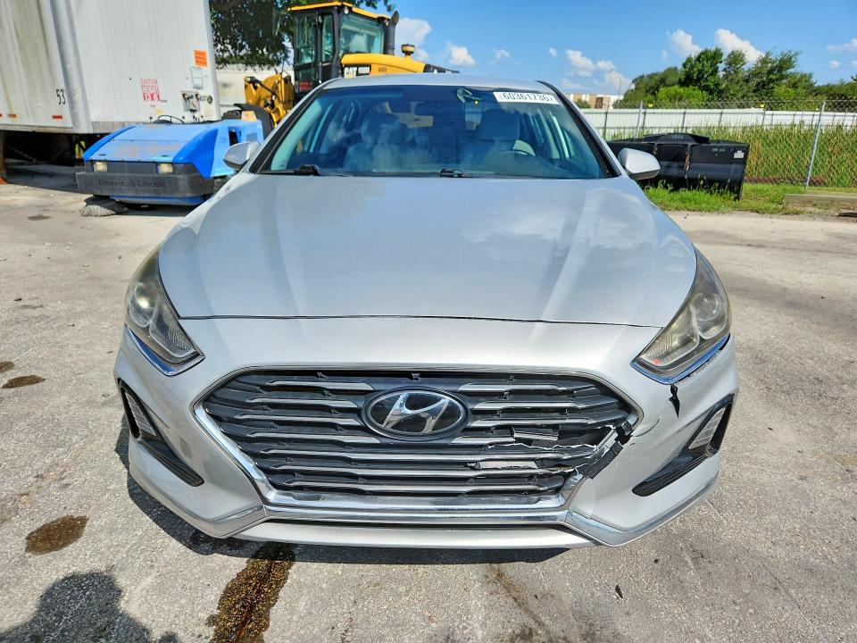 2019 Hyundai Sonata მანქანა იყიდება აუქციონზე, vin: 5NPE24AF6KH798102, აუქციონის ნომერი: 60361736