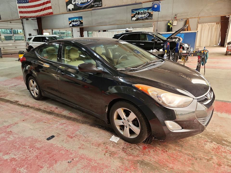 61443896 :رقم المزاد ، 5NPDH4AE3DH195046 vin ، 2013 Hyundai Elantra مزاد بيع