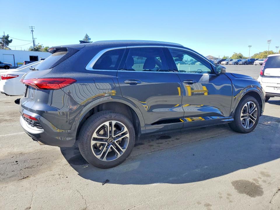 Продаж на аукціоні авто 2025 Audi Q5, vin: WA11AAGU7S2014592, номер лоту: 62980716
