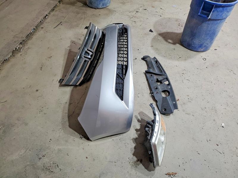 63161026 :رقم المزاد ، 5FNRL5H29BB090951 vin ، 2011 Honda Odyssey مزاد بيع