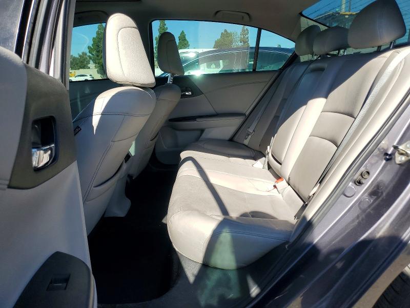 63030156 :رقم المزاد ، 1HGCR3F89GA030511 vin ، 2016 Honda Accord مزاد بيع