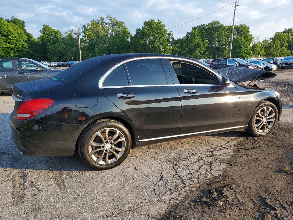 62855126 :رقم المزاد ، 55SWF4KB4HU180593 vin ، 2017 Mercedes-benz C مزاد بيع
