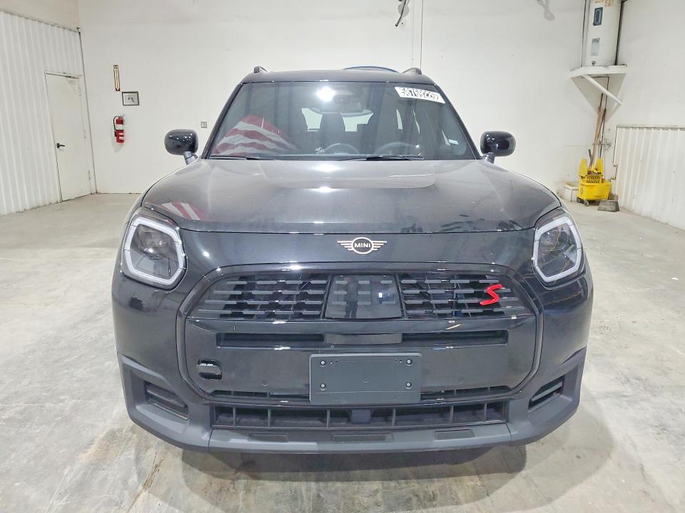 Продажа на аукционе авто 2027 Mini Countryman, vin: WMZ23GA03V7V53215, номер лота: 58769226