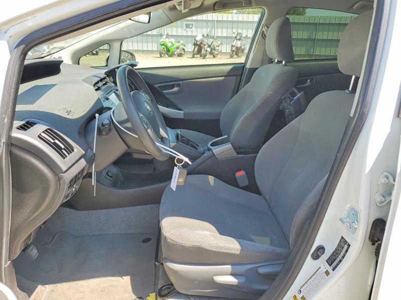 61244066 :رقم المزاد ، JTDKN3DP8F3068802 vin ، 2015 Toyota Prius Plug-in Hybrid مزاد بيع