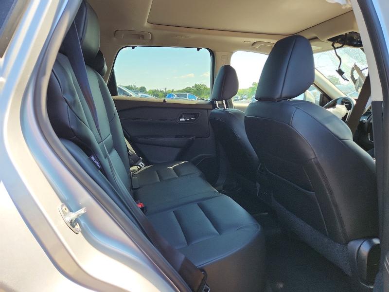 62251996 :رقم المزاد ، 5N1BT3BB6PC777304 vin ، 2023 Nissan Rogue مزاد بيع