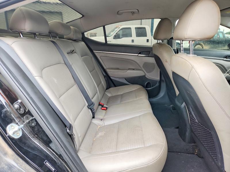 60385016 :رقم المزاد ، 5NPD84LF5JH277989 vin ، 2018 Hyundai Elantra مزاد بيع