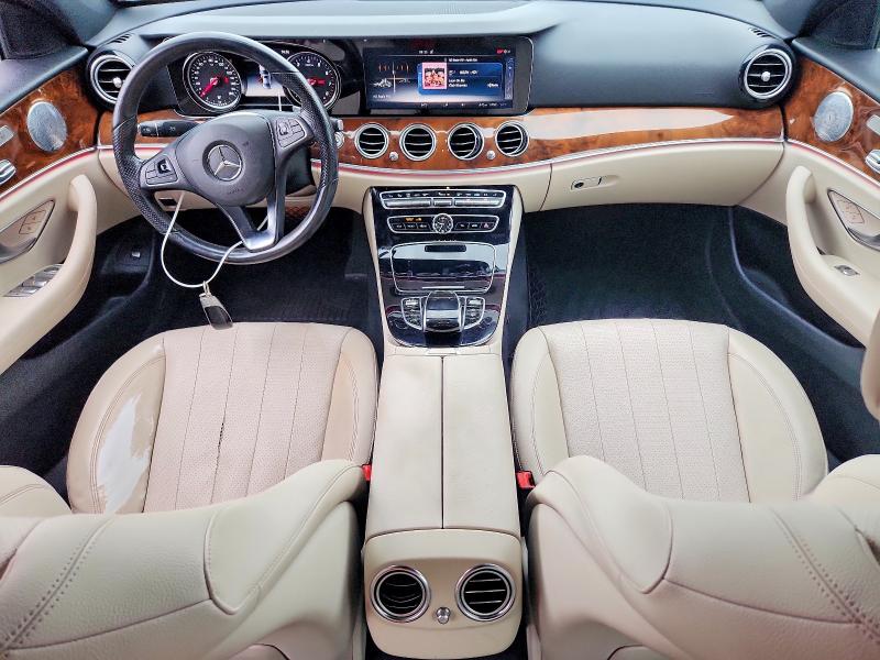 60401556 :رقم المزاد ، WDDZF4KB7HA050157 vin ، 2017 Mercedes-benz E مزاد بيع
